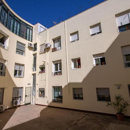 Medina Apartment And Parking Historical Center Sevilla Kültér fotó