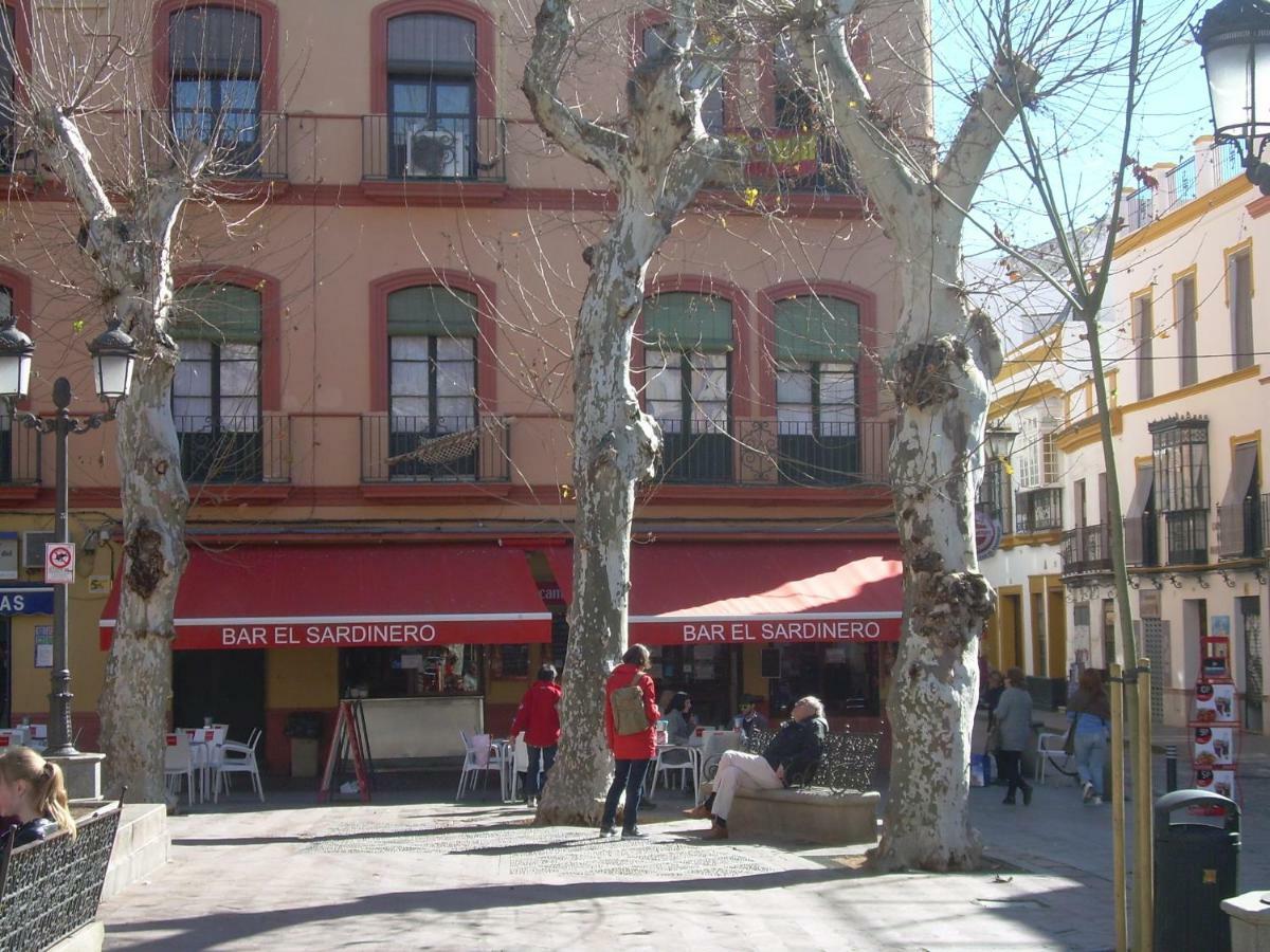 Medina Apartment And Parking Historical Center Sevilla Kültér fotó