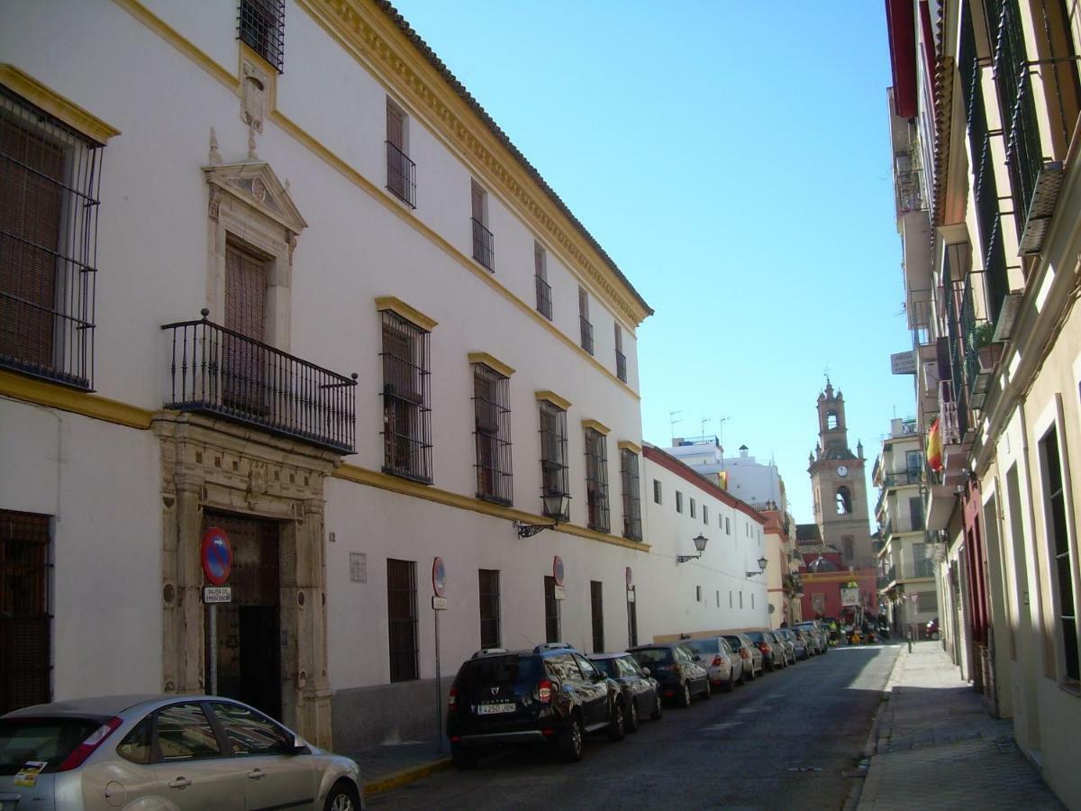 Medina Apartment And Parking Historical Center Sevilla Kültér fotó